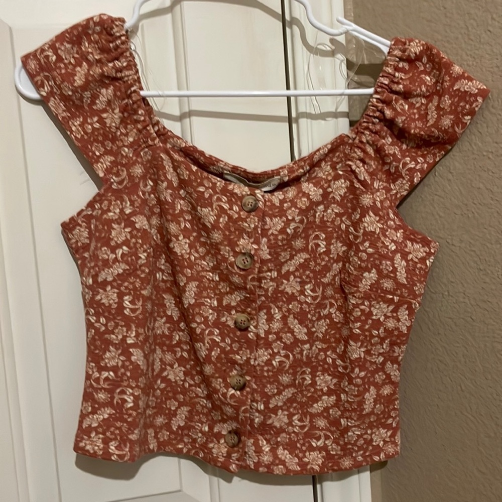 size medium brand new
